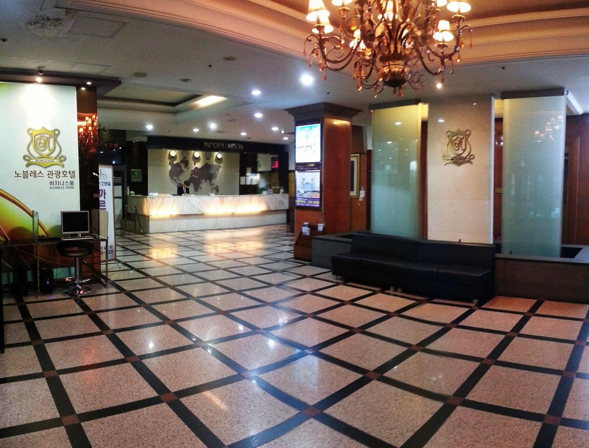 Hotel Noblesse Seoul Eksteriør billede