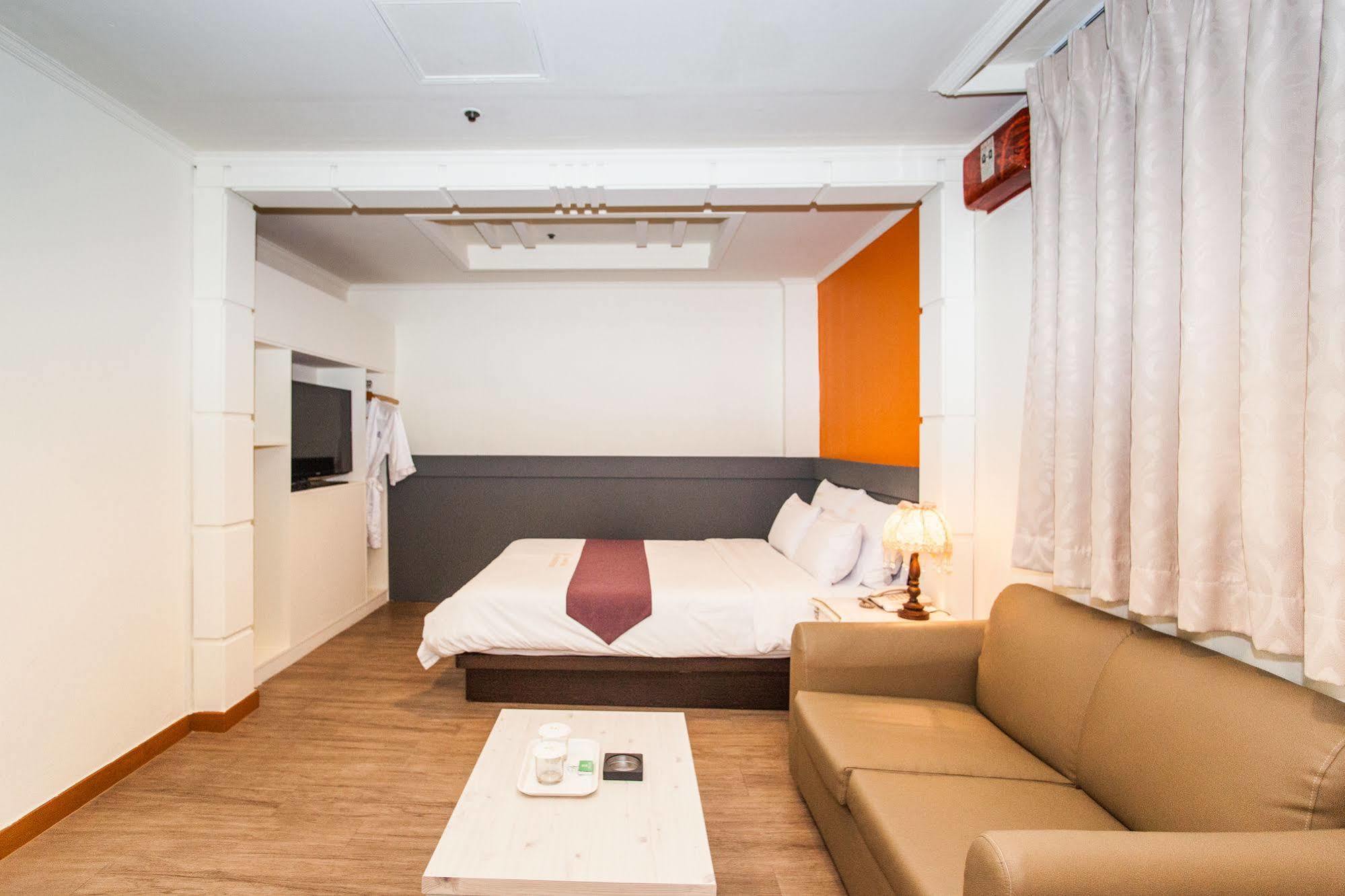 Hotel Noblesse Seoul Eksteriør billede